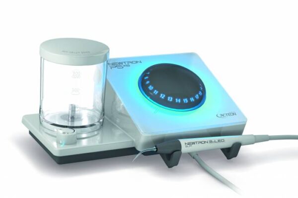 Acteon Newtron P5XS B-Led + 5 Gratis scaler tips-555